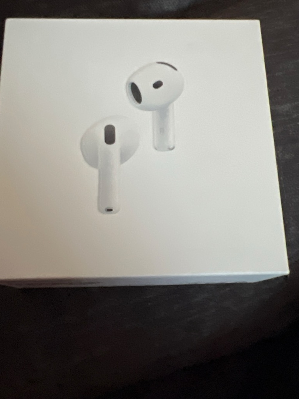 Apple Wireless Earbuds in White with Charging Case Graphic